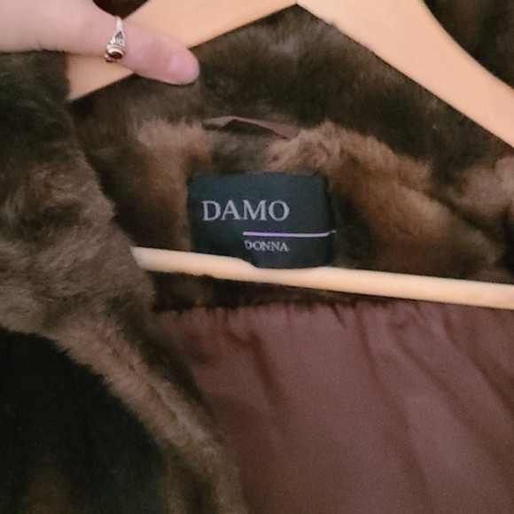 Faux fur coat - Picture 3 of 3